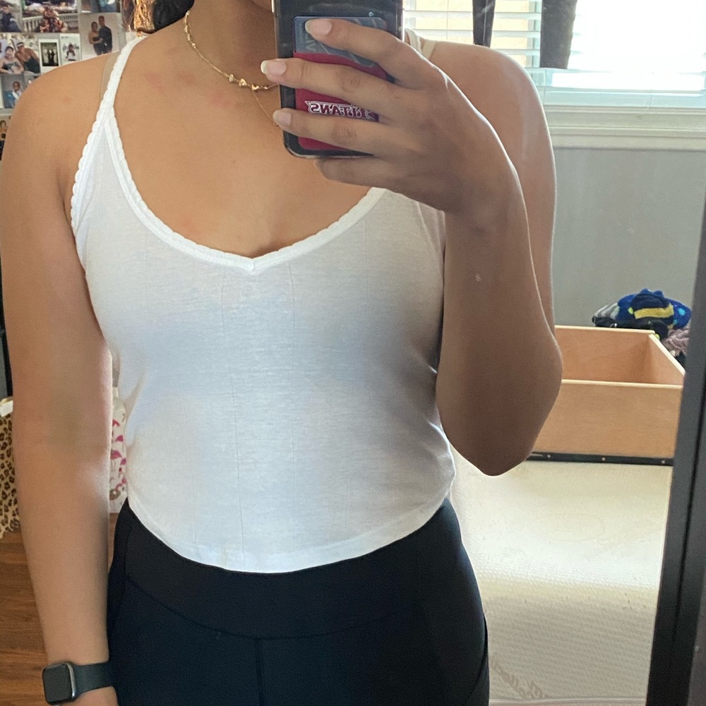 Forever 21 Scoop Neck Cropped Tank